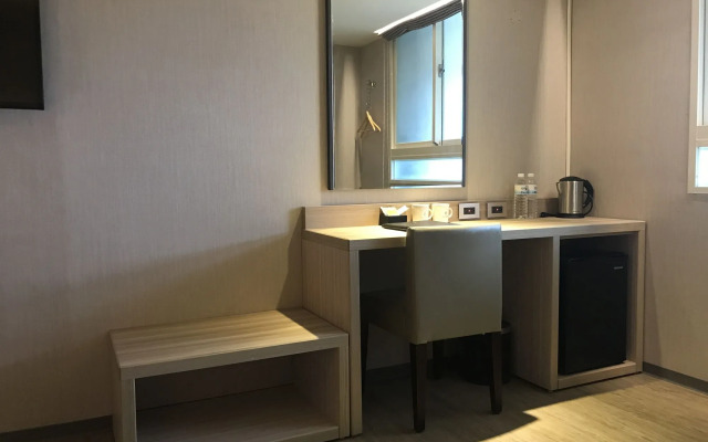 Smile 73 Hotel