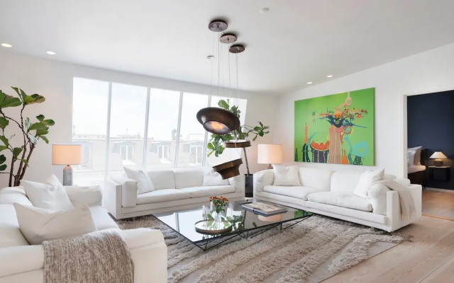 Dinesen Collection Signature Penthouse by Royal Theatre