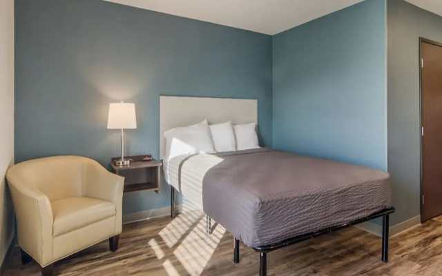 WoodSpring Suites Washington Meadowlands PA