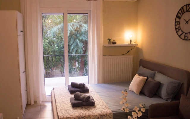 Nikoletta's home