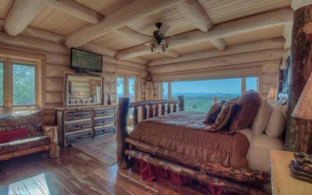 Spyglass by Escape to Blue Ridge