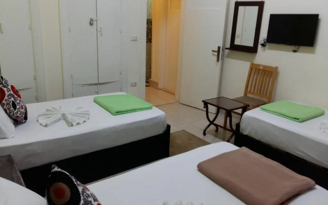 Golden Star Hotel