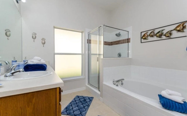 Vacation Villa Front Lake spa 5 Bedrooms