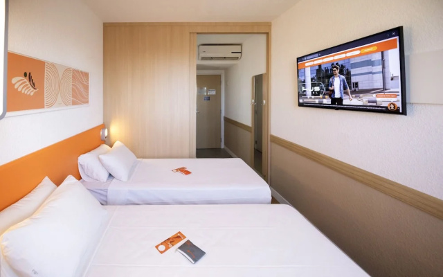 Ibis Budget Maringa