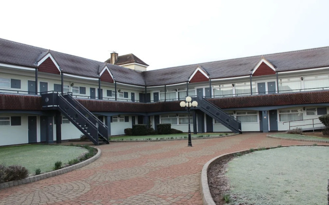 The Town & Country Lodge