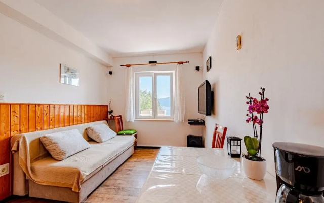 Mir - Perfect Location & Cosy - A1