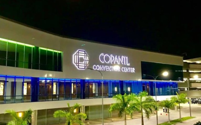Copantl Hotel & Convention Center вид на фасад