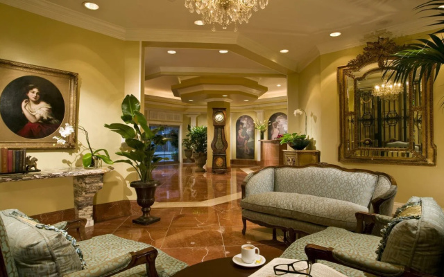 Hotel Theo New Orleans, Tapestry Collection by Hilton