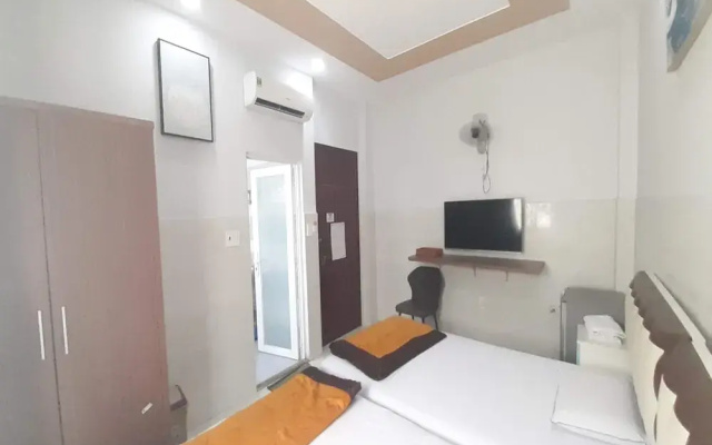 Bros Hotel