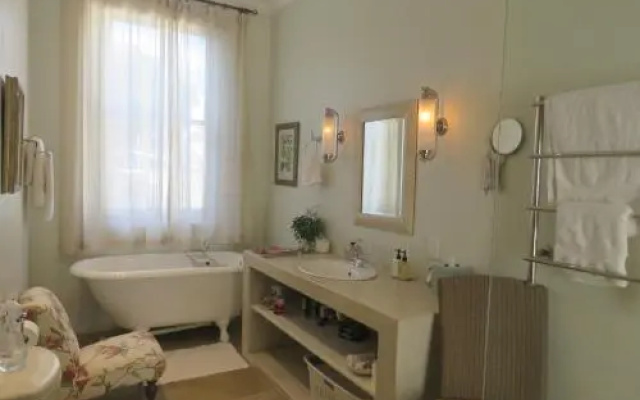 Au Pear Boutique Guest House