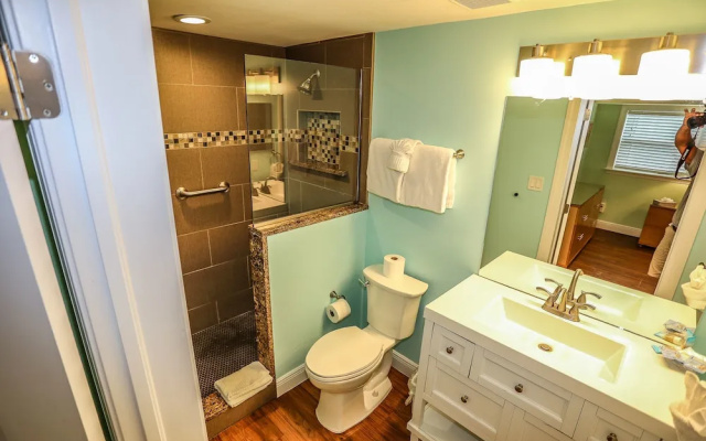 203 Fairweather Villa C