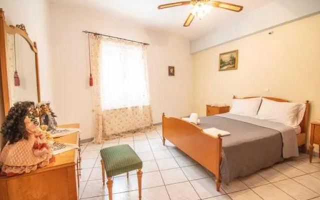 Traditional Family Guest House Idi