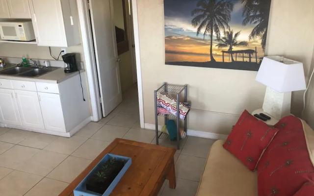 Misty Isles Redington Beachfront Suite 3