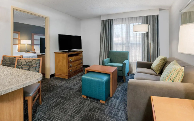 Homewood Suites Phoenix-Metro Center Hotel