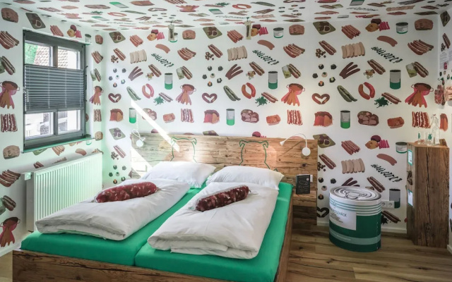 BRATWURSThotel
