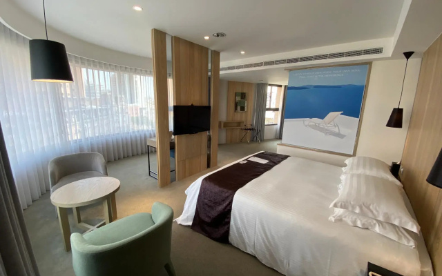 Gogo Hotel 38