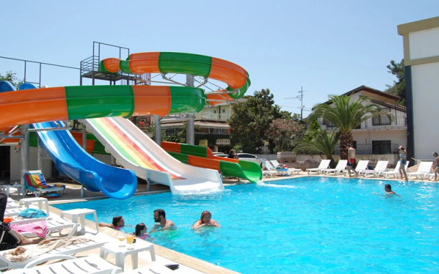 Yat Otel Aqua