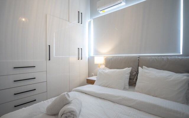 Trojan Affair Residence