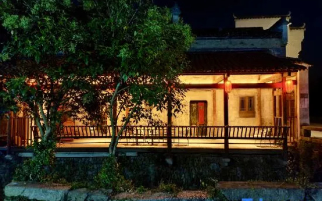 Hongcun Woxi Valley Inn