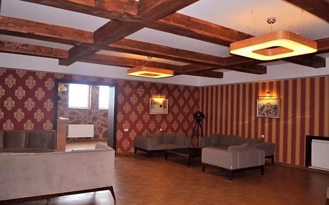 Edelweiss Hotel