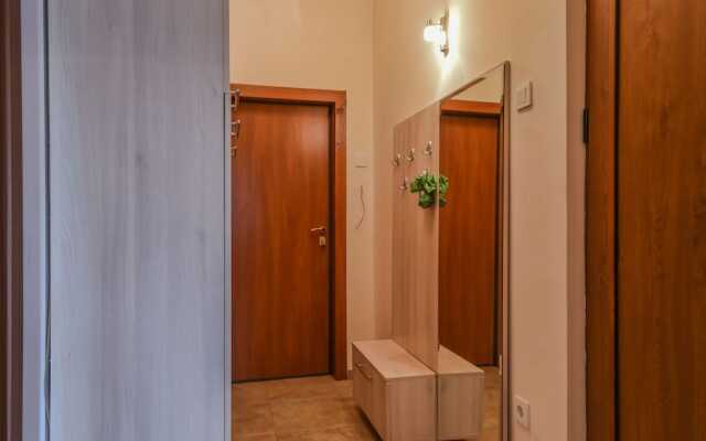 Апартаменты FM Deluxe 1-BDR Apartment - Iconic Donducov Boulevard София комната для гостей
