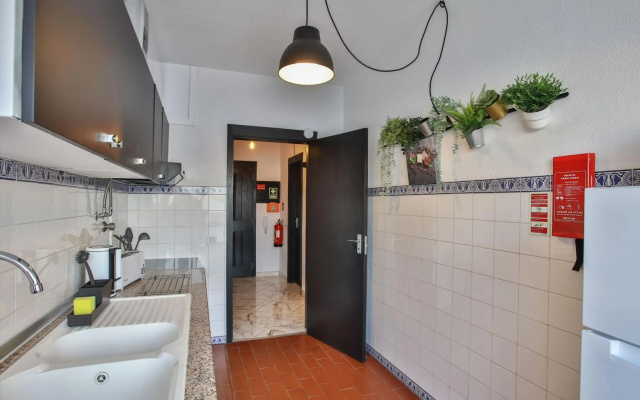 Apartment with balcony, airco & 3 min. from beach