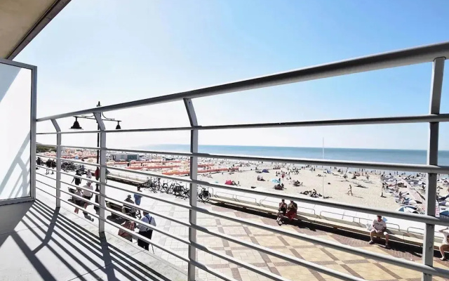 Apartment on Belgian Coast With Sea View