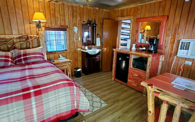 Log Cabin Inn