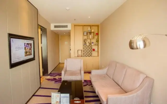 Lavande Hotel Rizhao East Haiqu Road RT-Mart