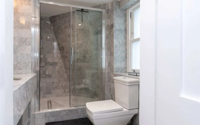 Stylish 2 Bedroom Apartment Near Oxford Street