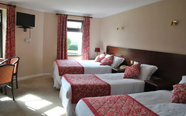 Fernhill Golf & Country Club Hotel