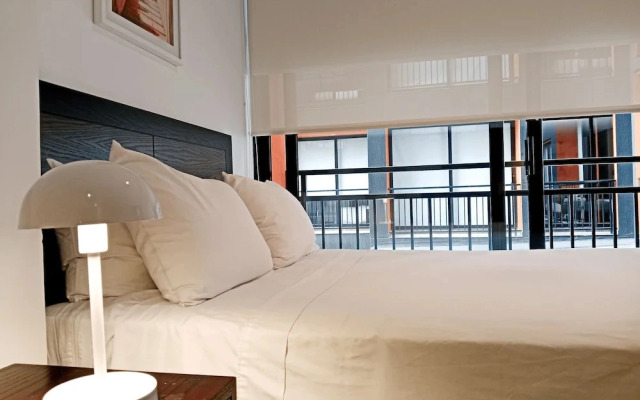 Travelers Smart Suites - TAJ 97