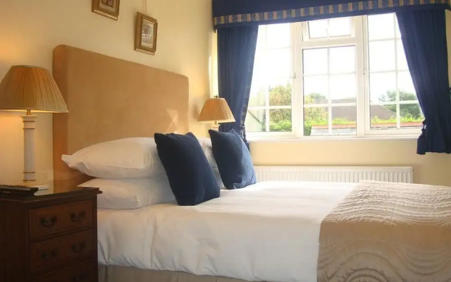 Pinfield Hotel Slough