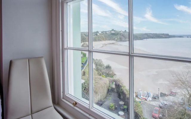 Belle Vue Court - 2 Bedroom Apartment - Tenby