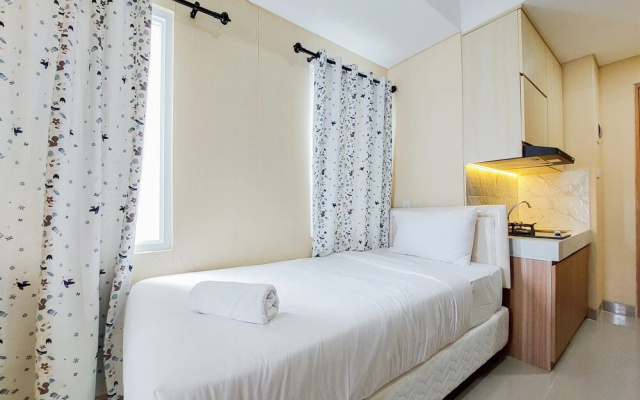 Homey And Simply Look Studio Room Apartment B Residence