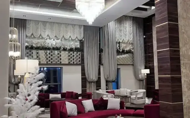 Golden Rose Hotel & Spa