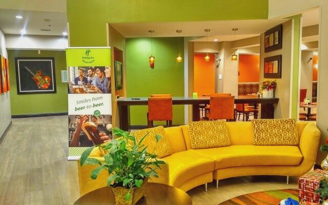 Holiday Inn Express & Suites Opelousas by IHG
