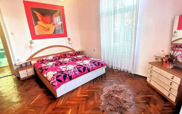 Secluded Lovran Apartment With Balcony and Patio