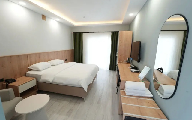 Expo Garden Hotel