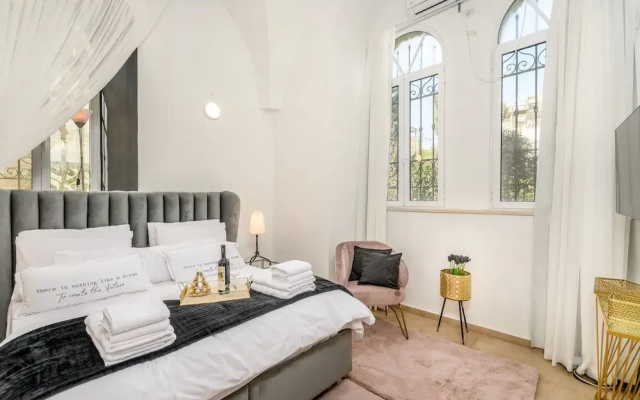 Nina Luxury Apartment