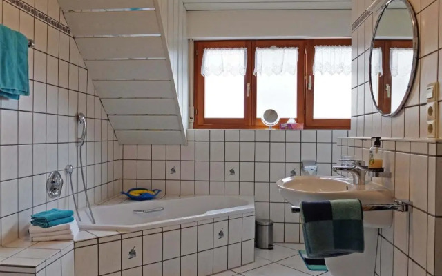 Haus-Haller