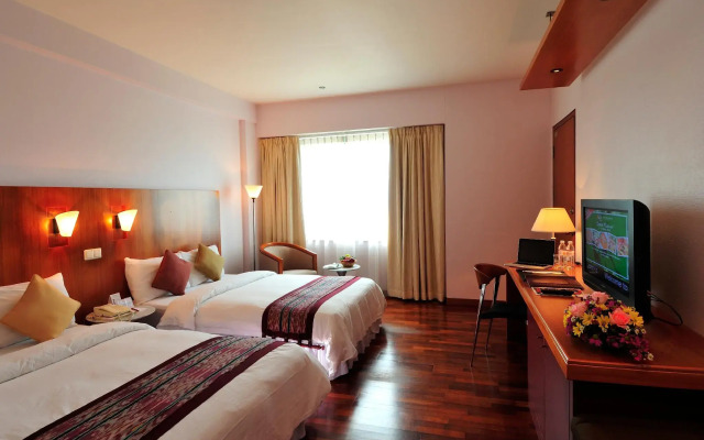 Parkcity Everly Hotel