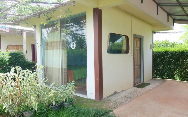 Khuan Pron Holiday Home