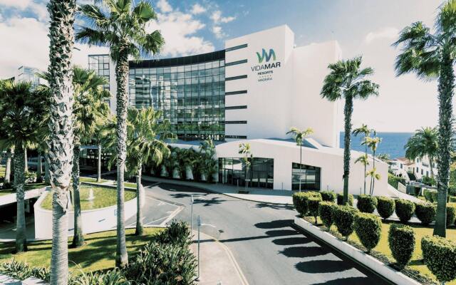 Отель Vidamar Resort Madeira - Half Board Only Португалия, Фуншал - отзывы, цены и фото номеров - забронировать отель Vidamar Resort Madeira - Half Board Only онлайн вид на фасад
