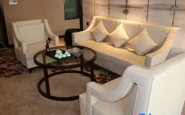 Lavande Hotel Tianshui Gangu Jicheng Square