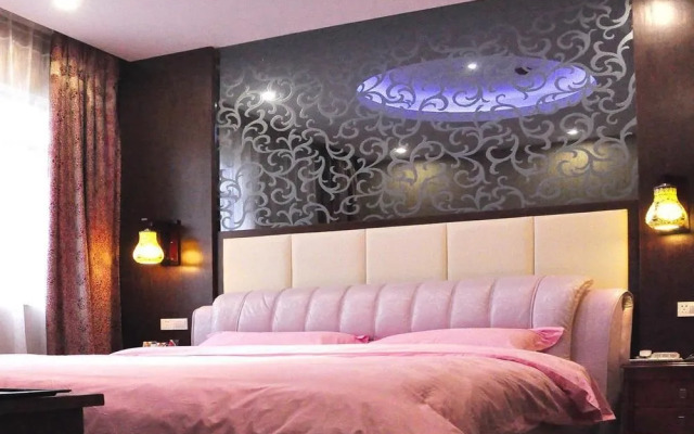 Jingzhou Yunlongshangfang Hotel