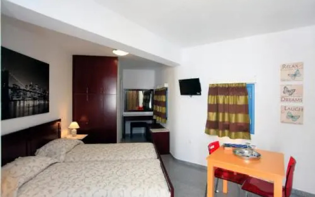 Stegadi Apartments