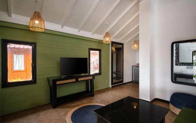 Goa Crescent Resort - A Hilltop Seaview Escape
