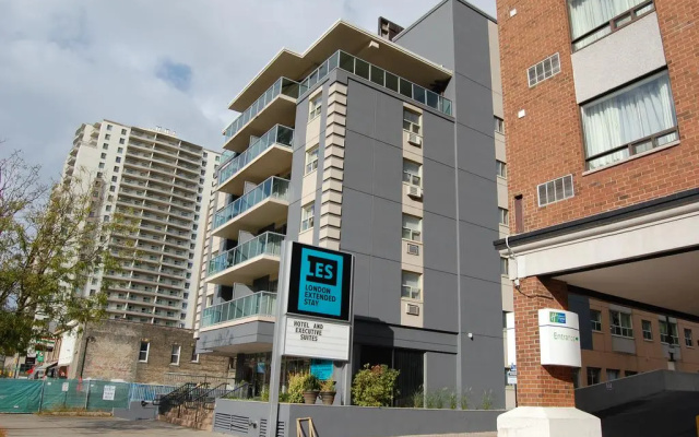 London Executive Suites Hotel