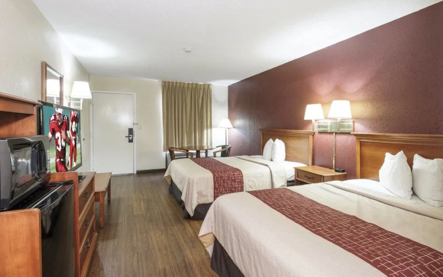 Red Roof Inn Emporia